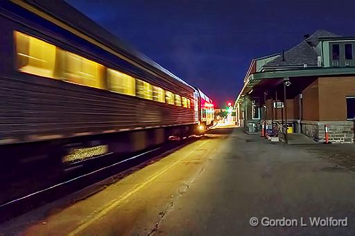 The 6.22 To Toronto_47147.jpg - Photographed at Smiths Falls, Ontario, Canada.